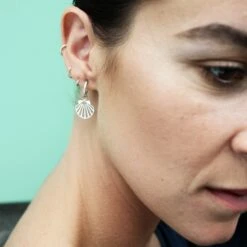 Shell Mini Hoop Earrings -Household Decoration Shop Lima Lima Shell Earrings Silver Lifestyle