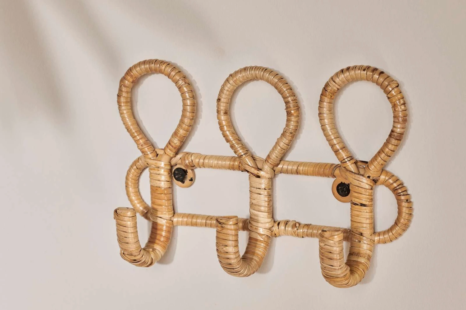 Abiyan Bamboo And Iron Triple Hook 1 Abiyan Bamboo And Iron Triple Hook